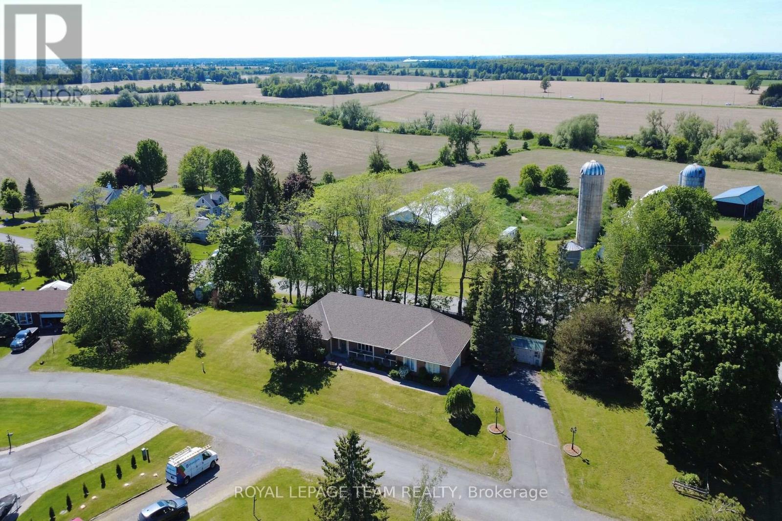 2456 Garmil Crescent, Ottawa, Ontario  K0A 2T0 - Photo 3 - X13248128