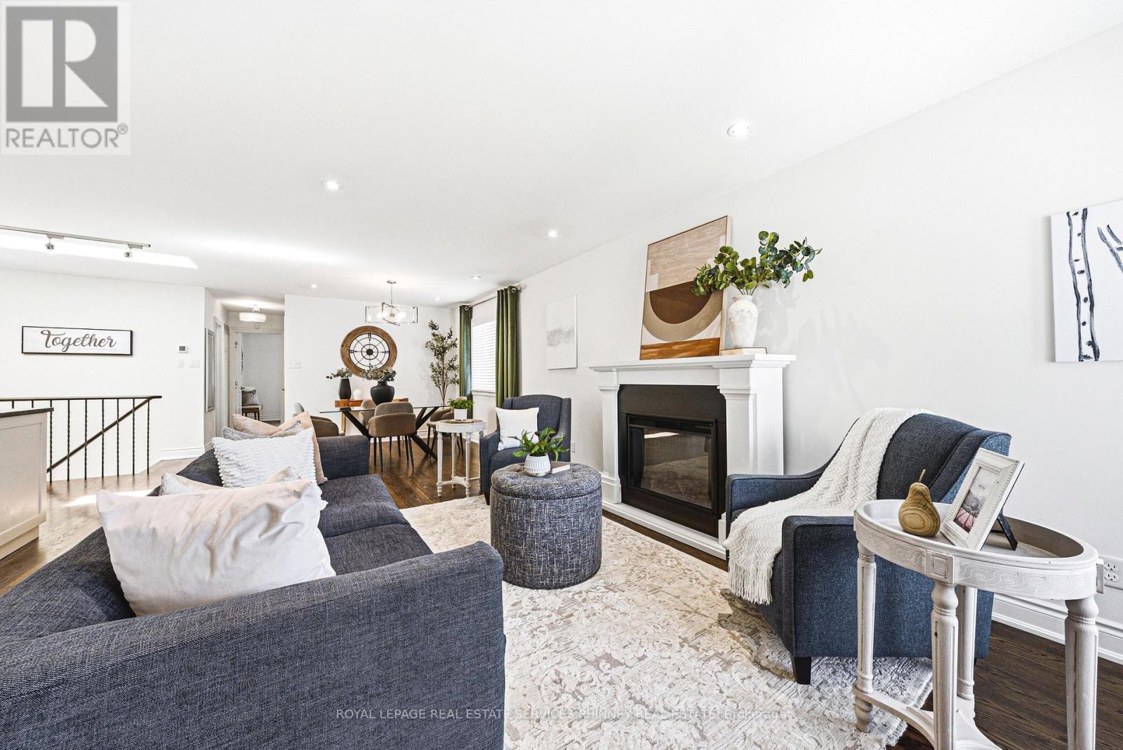 744 Miriam Crescent, Burlington, Ontario  L7S 2E3 - Photo 4 - W13247512