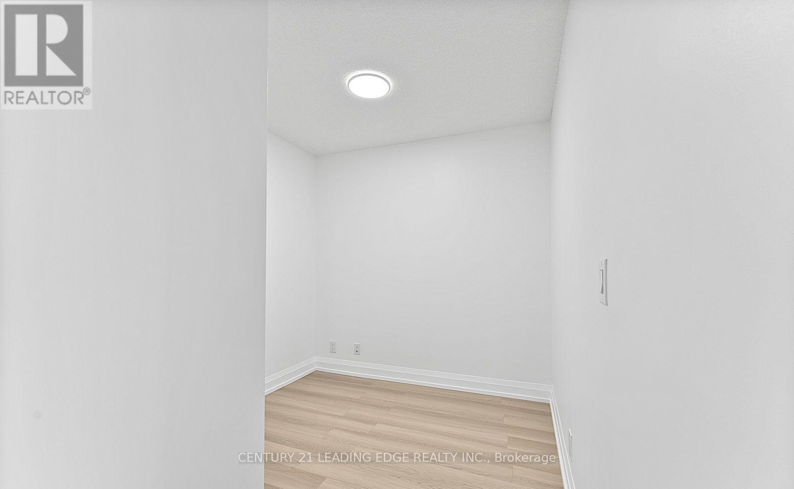 909 - 55 De Boers Drive, Toronto, Ontario  M3J 0G8 - Photo 4 - W13247536