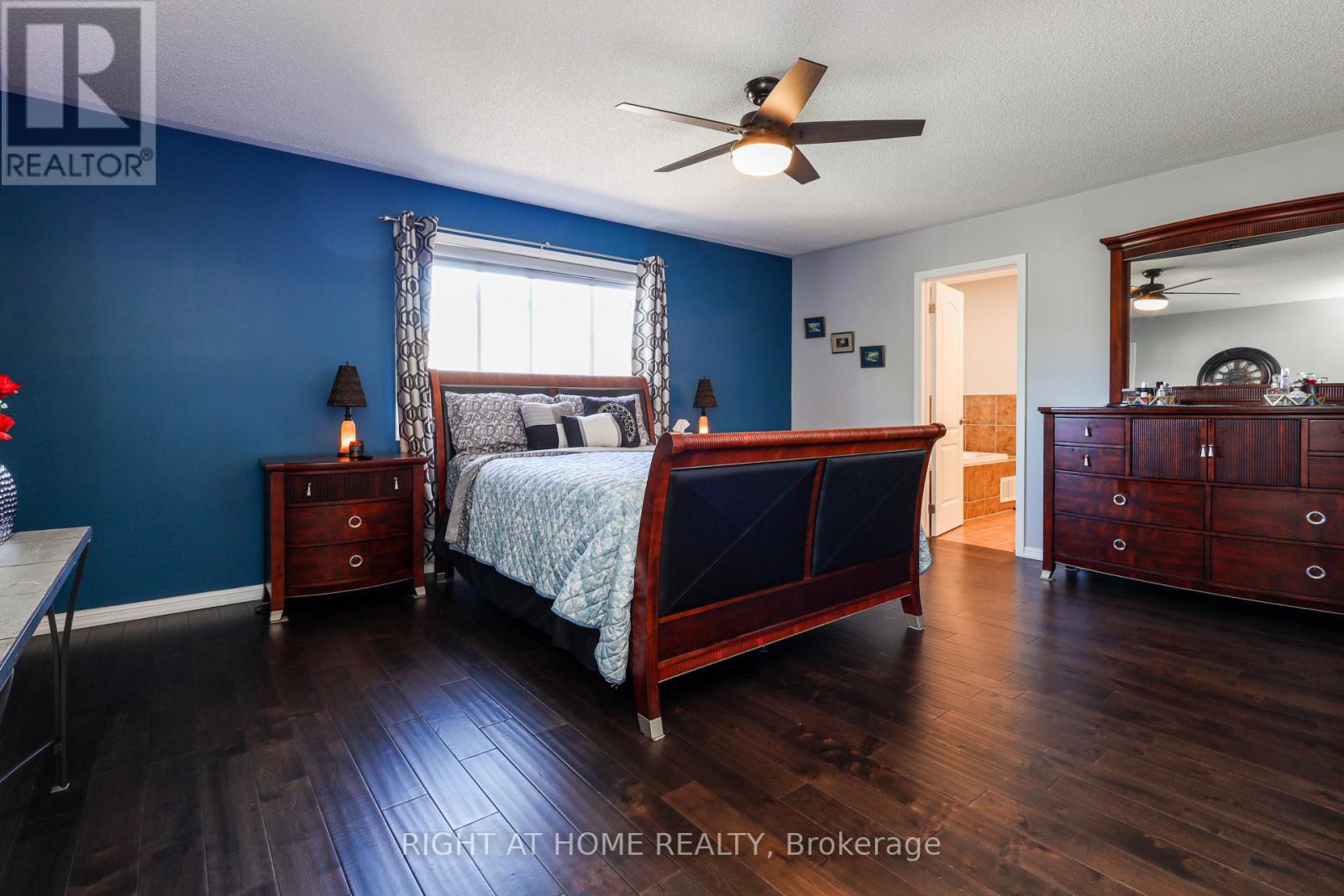 978 Cousens Terrace, Milton, Ontario  L9T 0E1 - Photo 13 - W13247542
