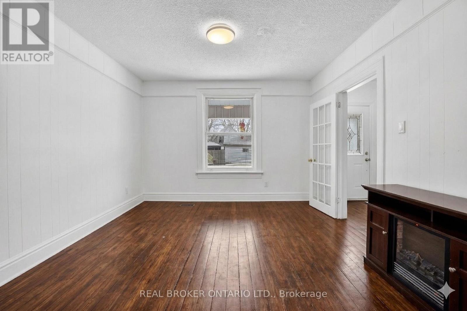 53-55 Wellington Street, Halton Hills, Ontario  L7J 2H1 - Photo 5 - W13247654