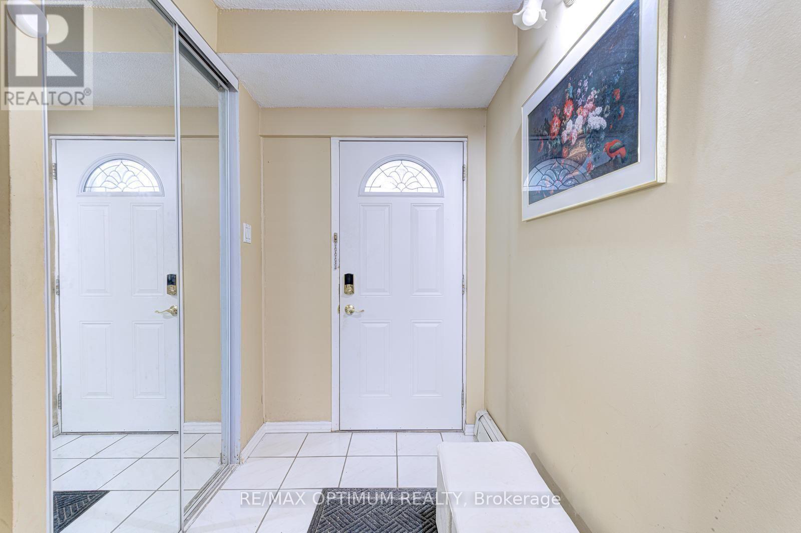 152 - 180 Mississauga Valley Boulevard, Mississauga, Ontario  L5A 3M2 - Photo 4 - W13247660