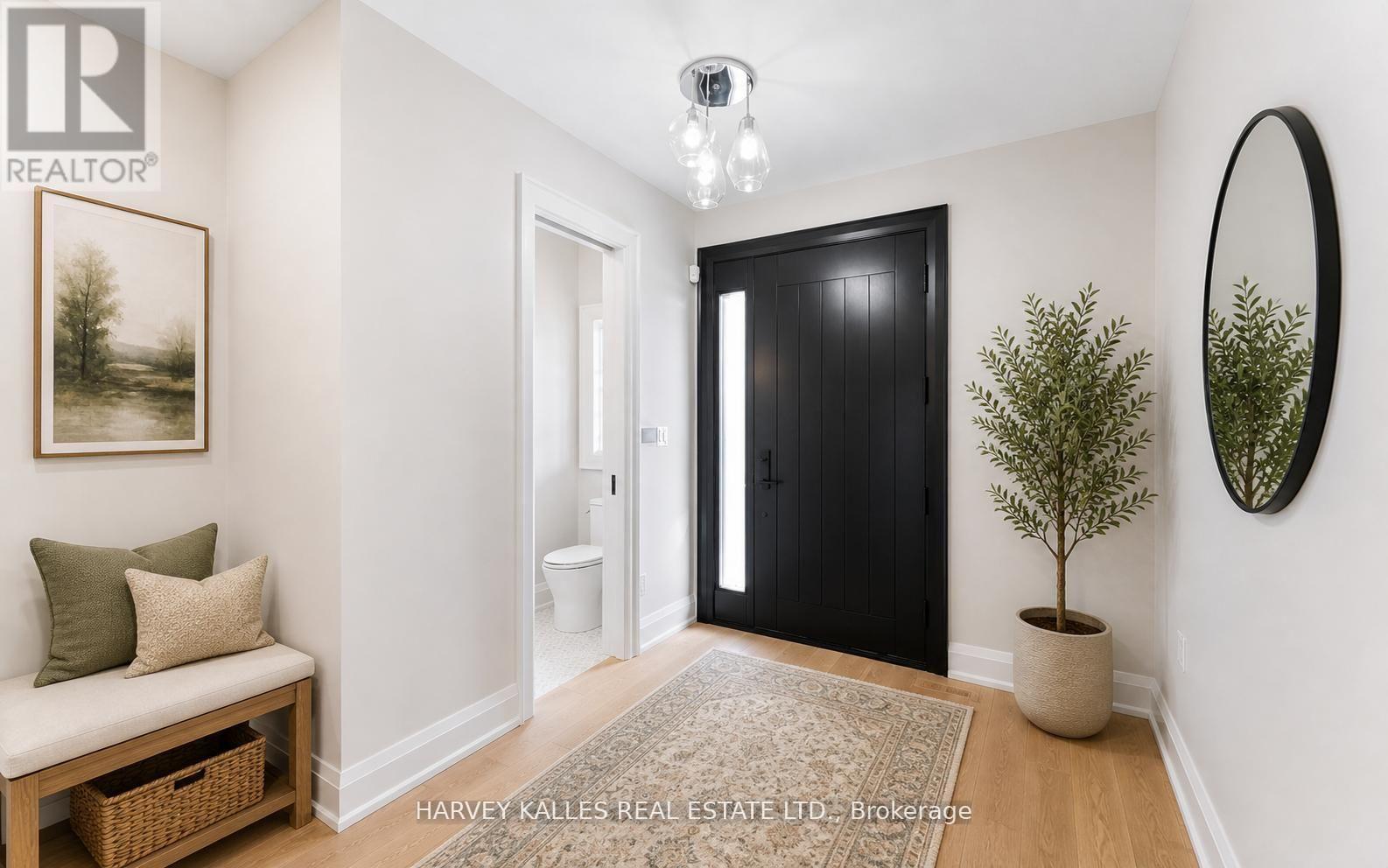 94 Prince Edward Drive S, Toronto, Ontario  M8Y 3V7 - Photo 4 - W13247662