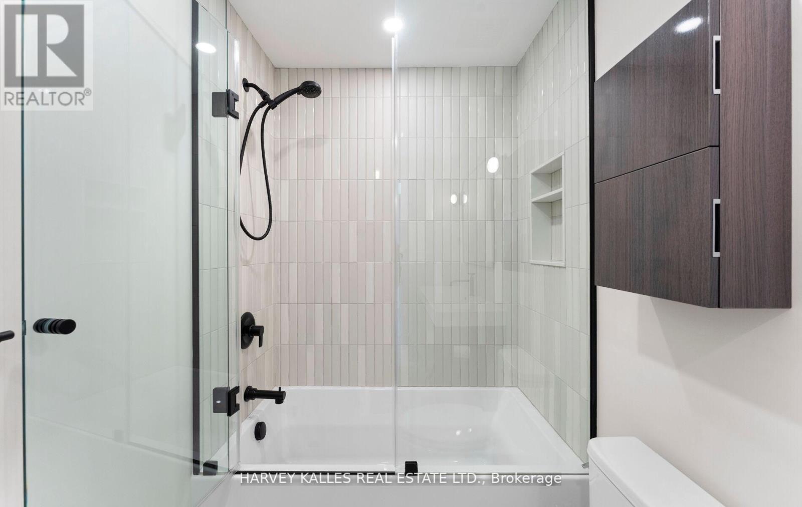 94 Prince Edward Drive S, Toronto, Ontario  M8Y 3V7 - Photo 40 - W13247662