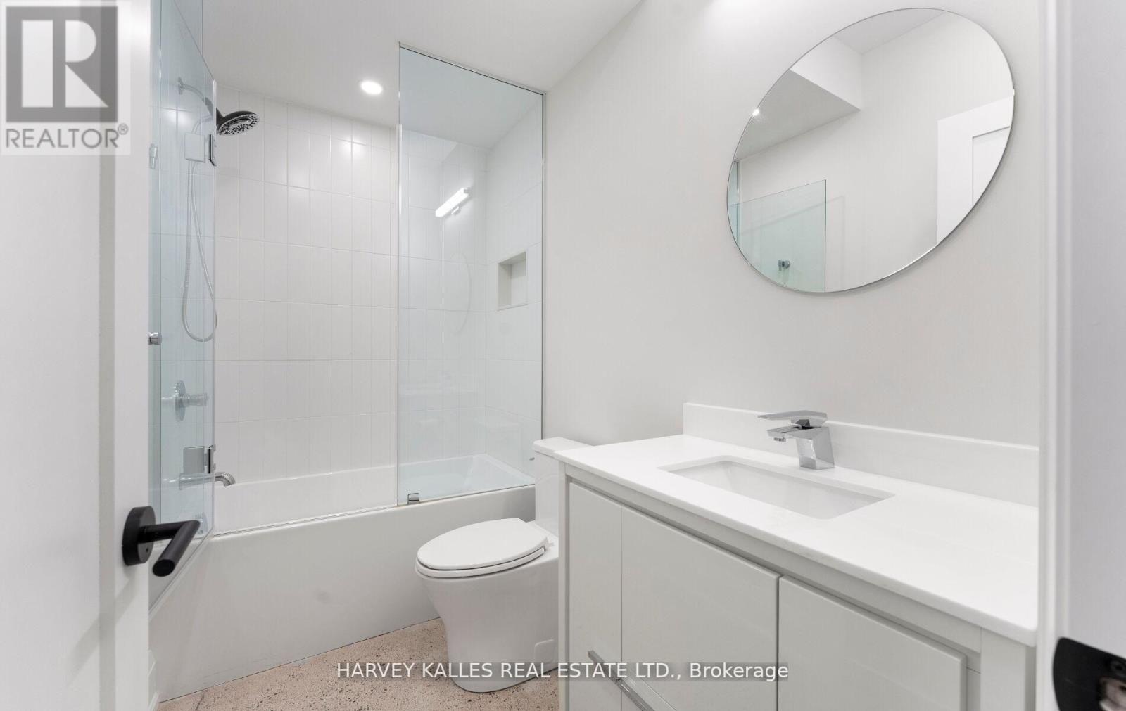 94 Prince Edward Drive S, Toronto, Ontario  M8Y 3V7 - Photo 44 - W13247662