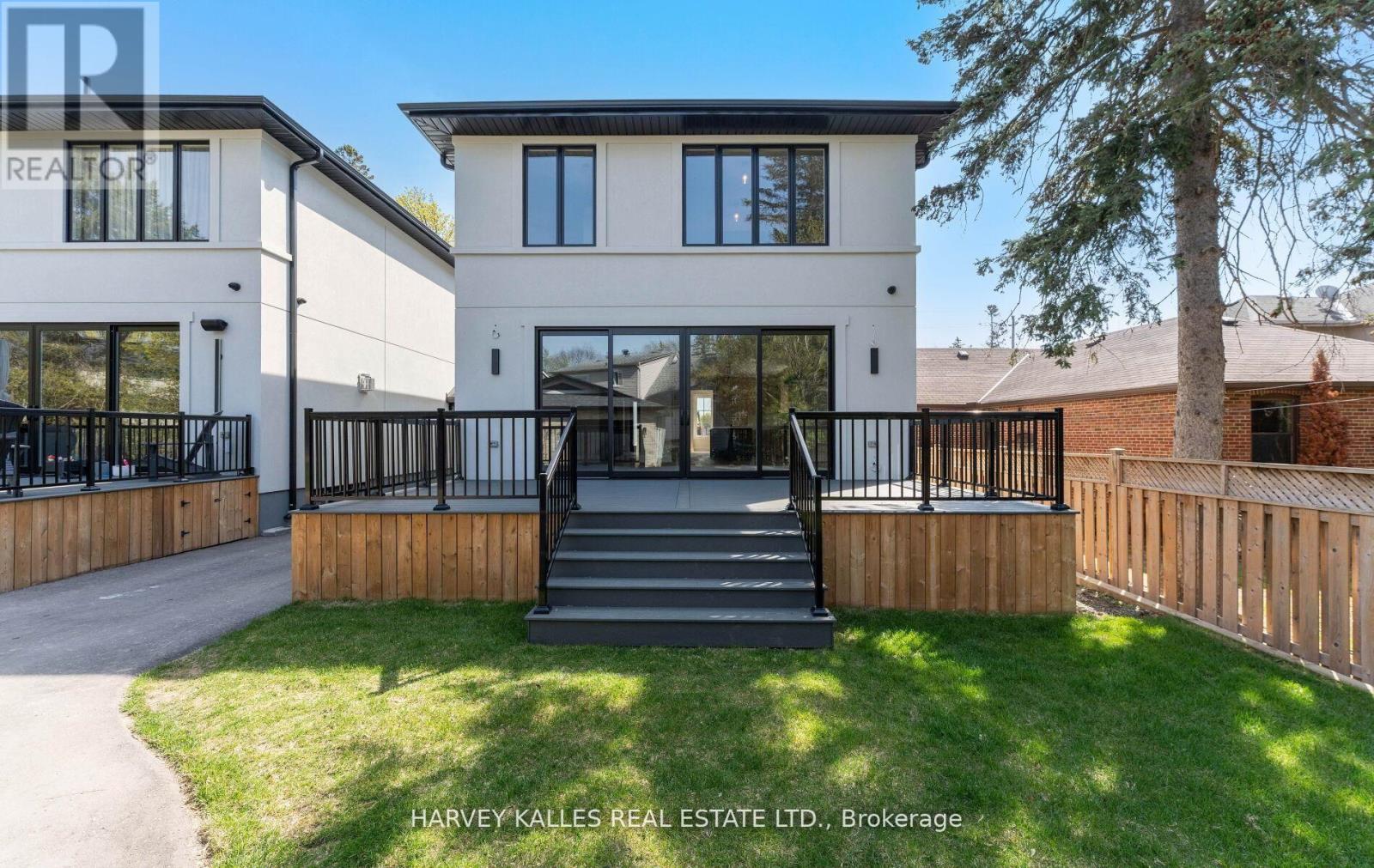 94 Prince Edward Drive S, Toronto, Ontario  M8Y 3V7 - Photo 49 - W13247662