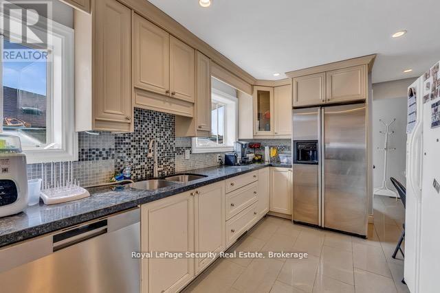 129 Milady Road, Toronto, Ontario  M9L 2J1 - Photo 15 - W13247684