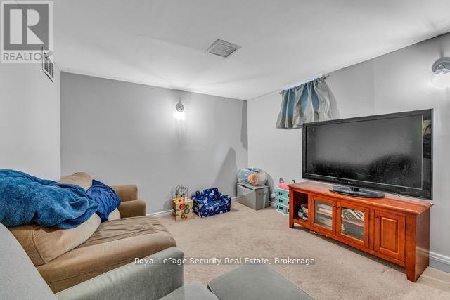 129 Milady Road, Toronto, Ontario  M9L 2J1 - Photo 40 - W13247684