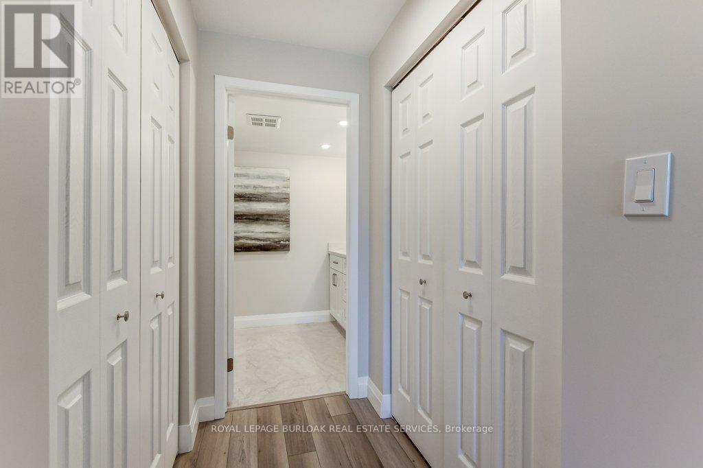 B405 - 216 Plains Road W, Burlington, Ontario  L7T 4K8 - Photo 19 - W13247732