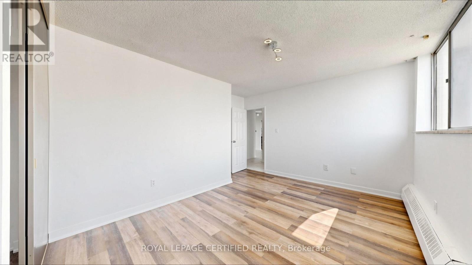 1903 - 330 Dixon Road, Toronto, Ontario  M9R 1S9 - Photo 26 - W13247768