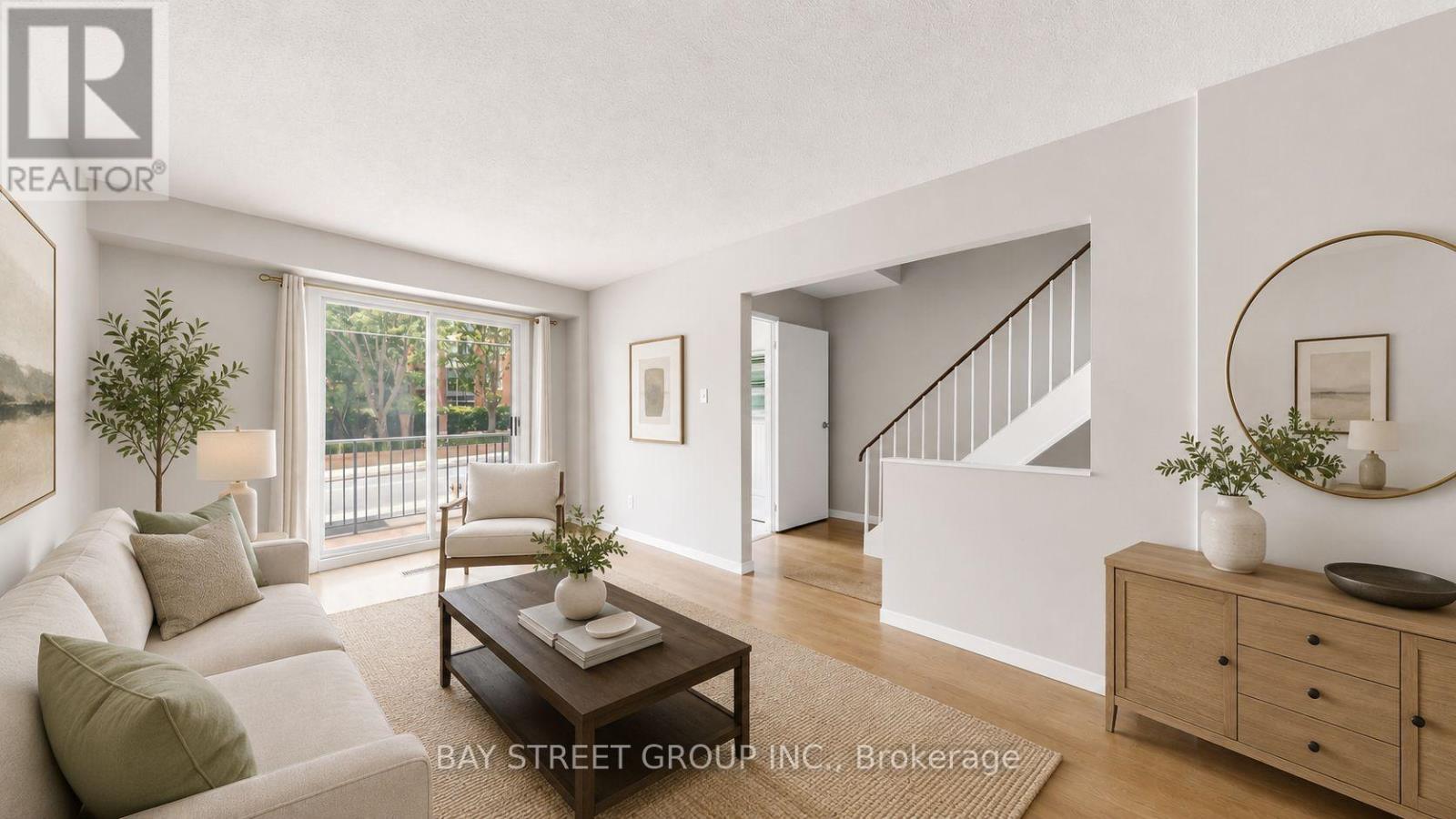 23 Southport Street, Toronto, Ontario  M6S 4W7 - Photo 3 - W13247778