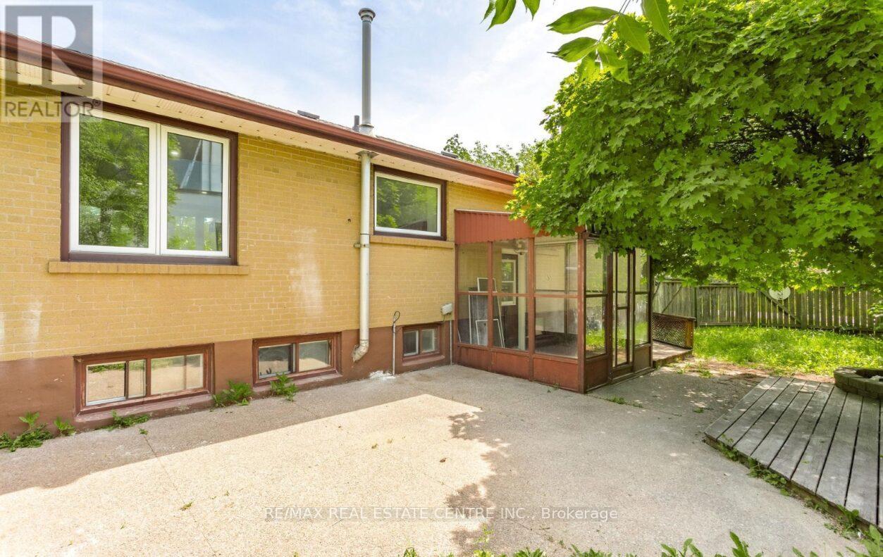 474 Seaton Drive, Oakville, Ontario  L6L 3Y5 - Photo 48 - W13247812