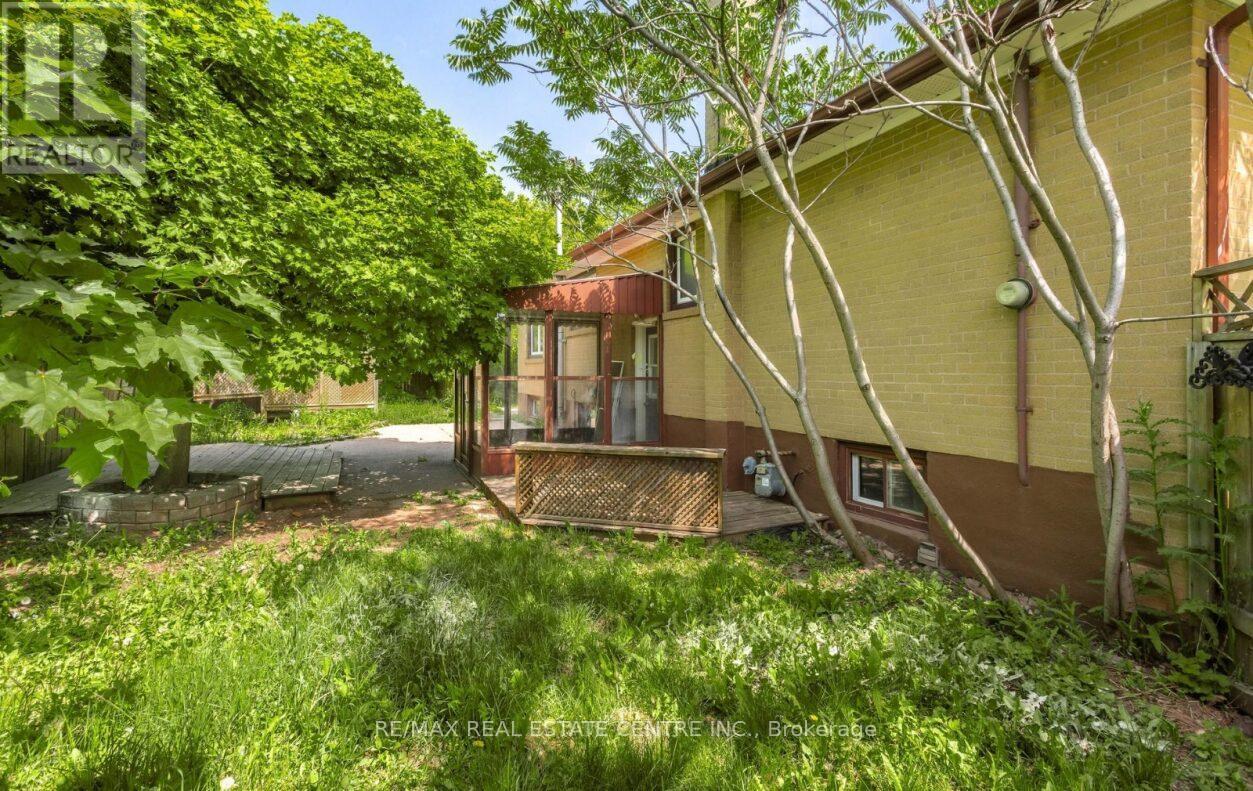 474 Seaton Drive, Oakville, Ontario  L6L 3Y5 - Photo 49 - W13247812