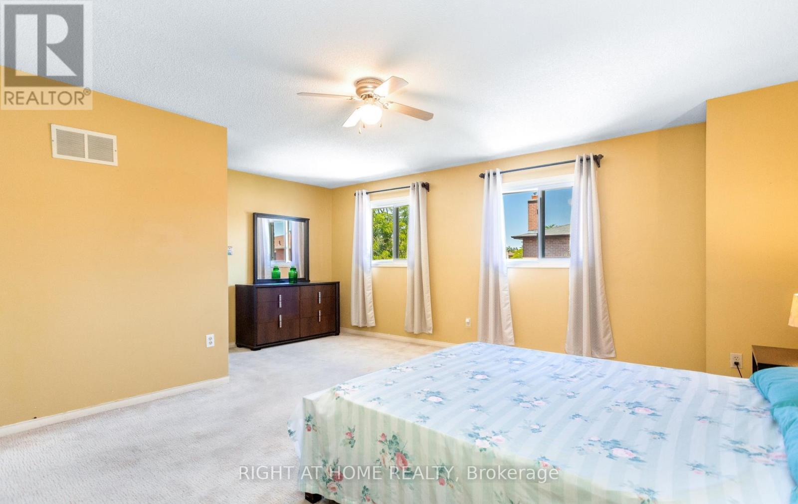 138 Atkins Circle, Brampton, Ontario  L6X 4E7 - Photo 21 - W13247946
