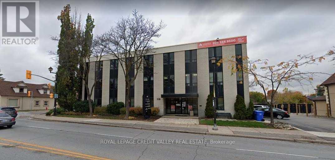 106 - 118 Queen Street W, Brampton, Ontario  L6V 1B1 - Photo 2 - W13247958