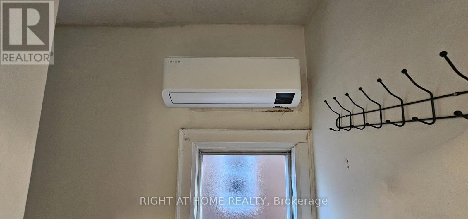 72 Eleventh Street, Toronto, Ontario  M8V 3G5 - Photo 5 - W13247960