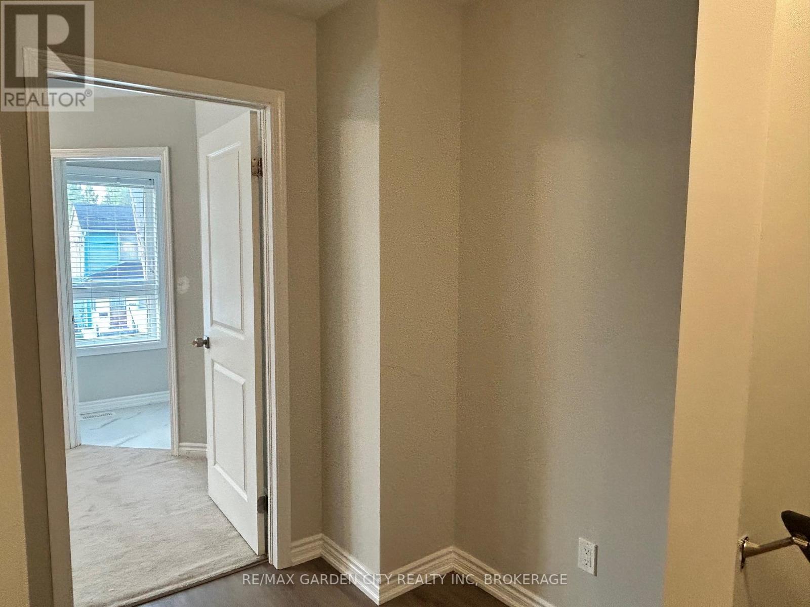 8 - 182 Broadway Lane, Welland, Ontario  L3C 0J2 - Photo 17 - X13248026