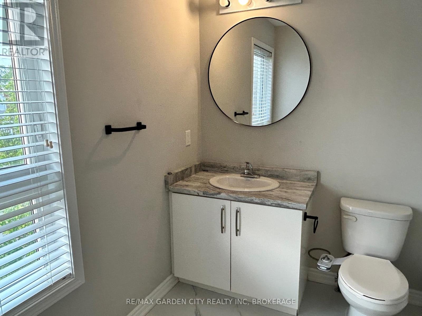8 - 182 Broadway Lane, Welland, Ontario  L3C 0J2 - Photo 21 - X13248026