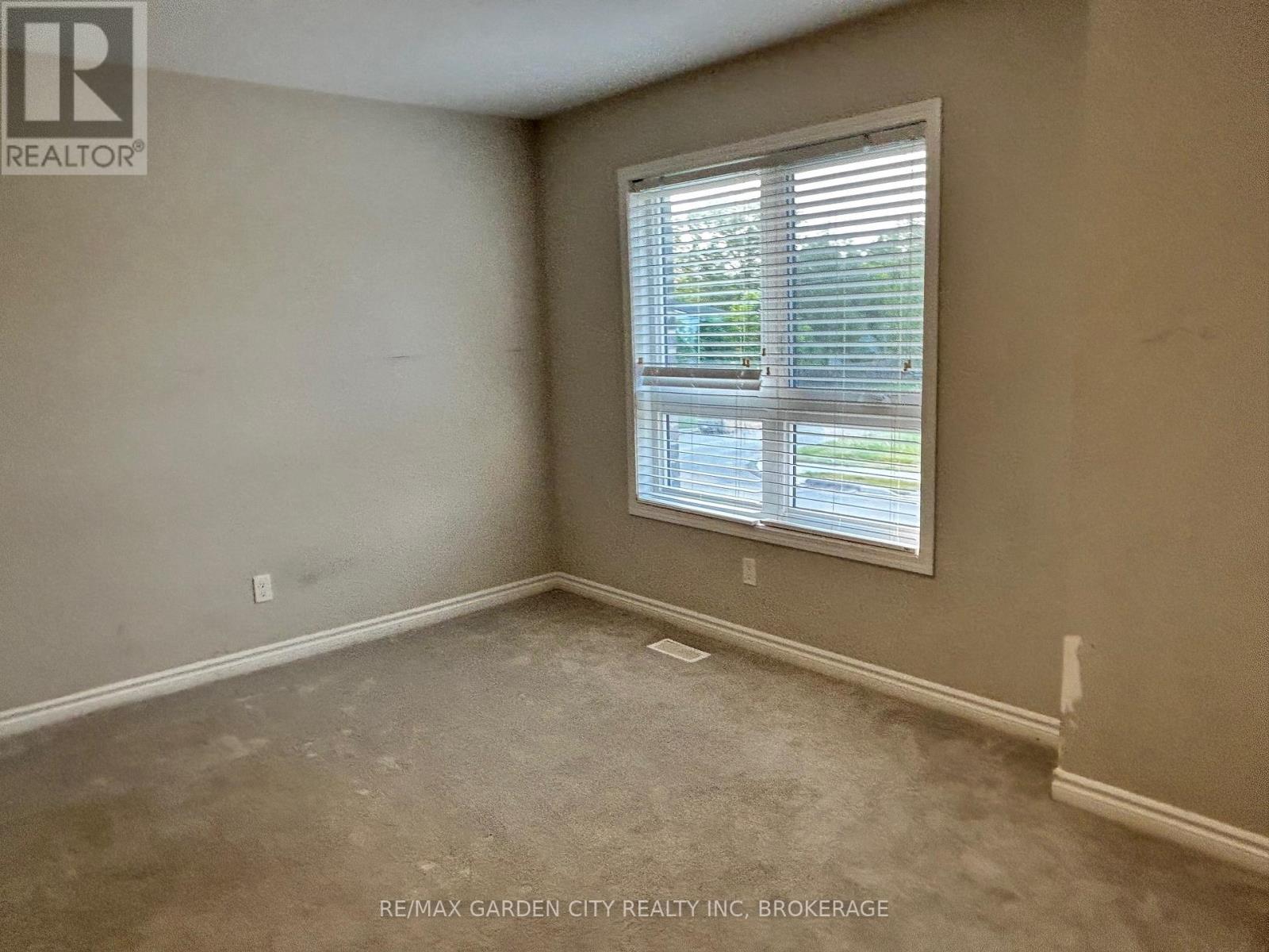 8 - 182 Broadway Lane, Welland, Ontario  L3C 0J2 - Photo 24 - X13248026
