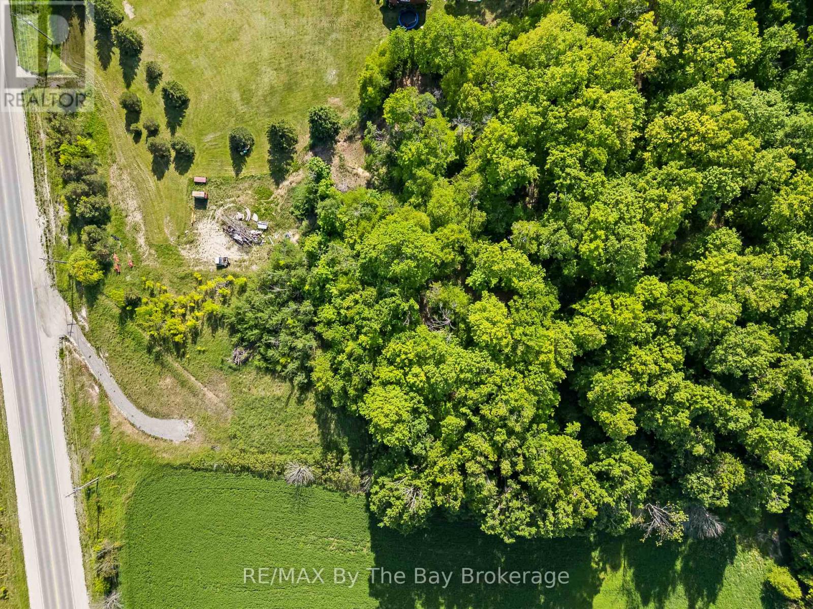 7346 County Rd 9 Road, Clearview (Creemore), Ontario  L0M 1G0 - Photo 6 - S13248214