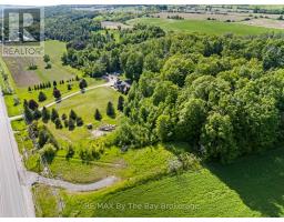 7346 COUNTY RD 9 ROAD, clearview (creemore), Ontario