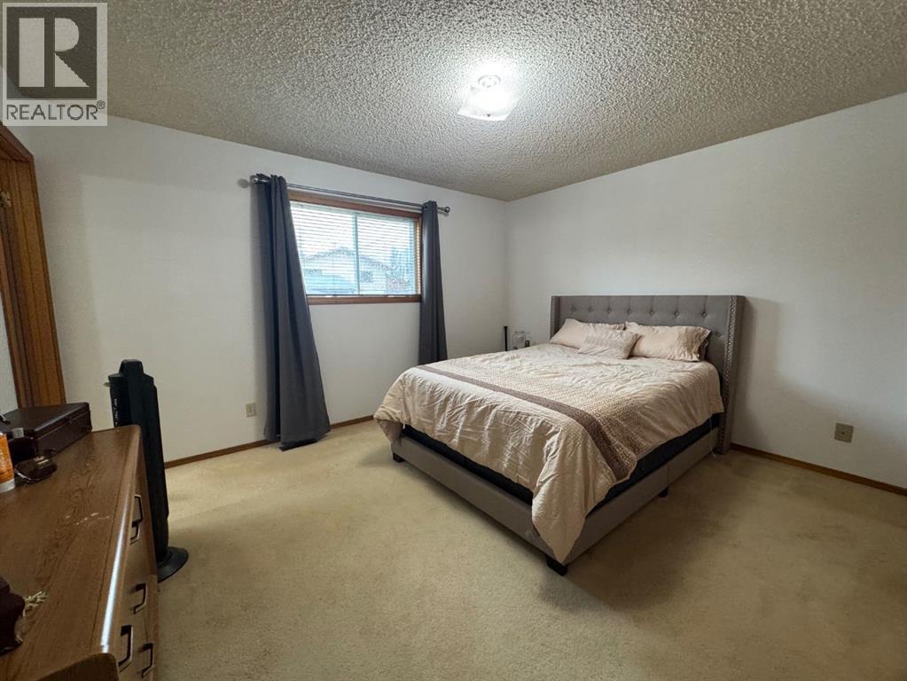 16 Hermary Street, Red Deer, Alberta  T4N 6E7 - Photo 18 - A2316593
