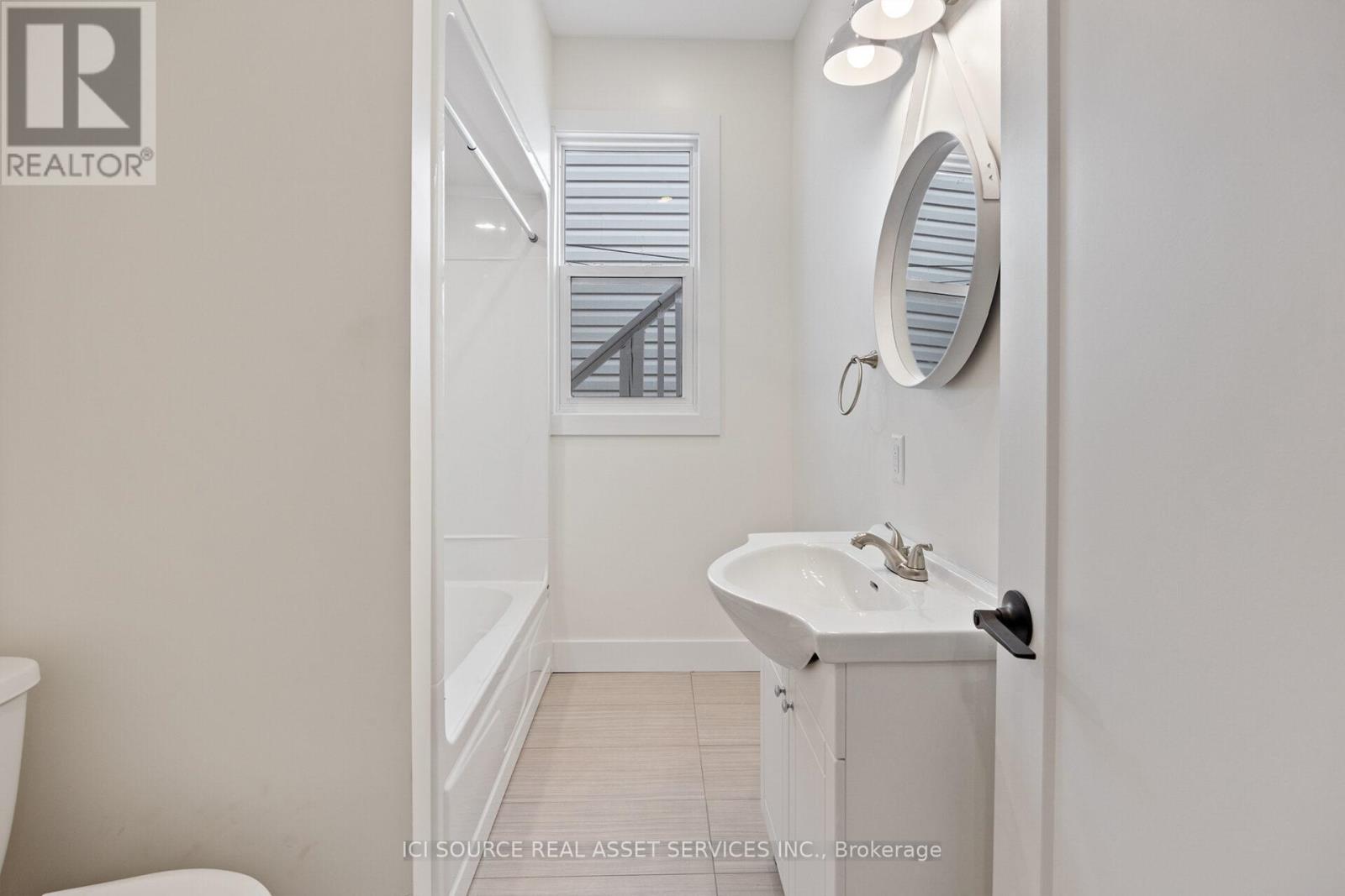Unit 3 - 304 Lincoln Road, Windsor, Ontario  N8Y 2G4 - Photo 12 - X13247756