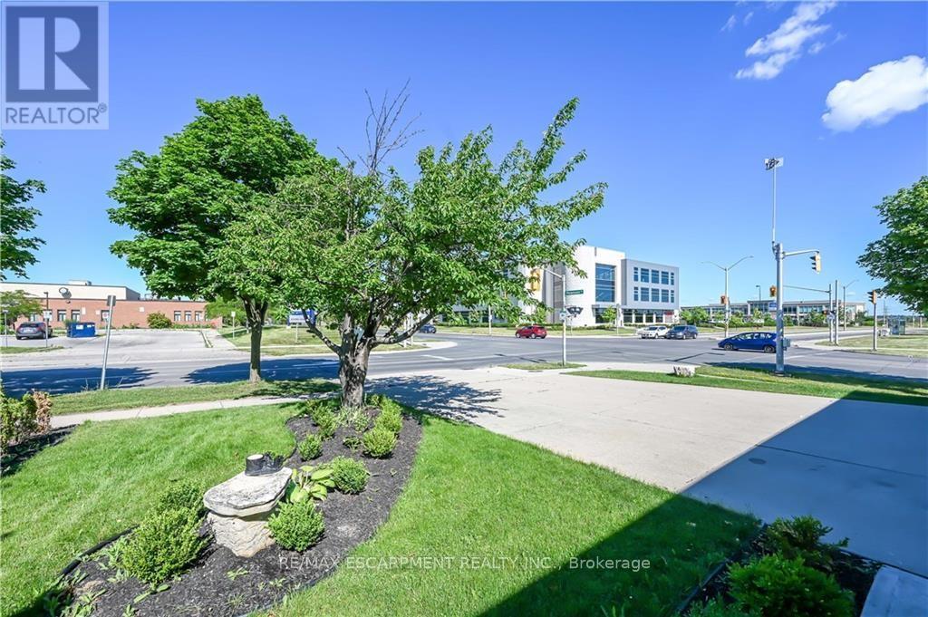 Lower - 296 Winterberry Drive, Hamilton, Ontario  L8J 2N5 - Photo 5 - X13247800