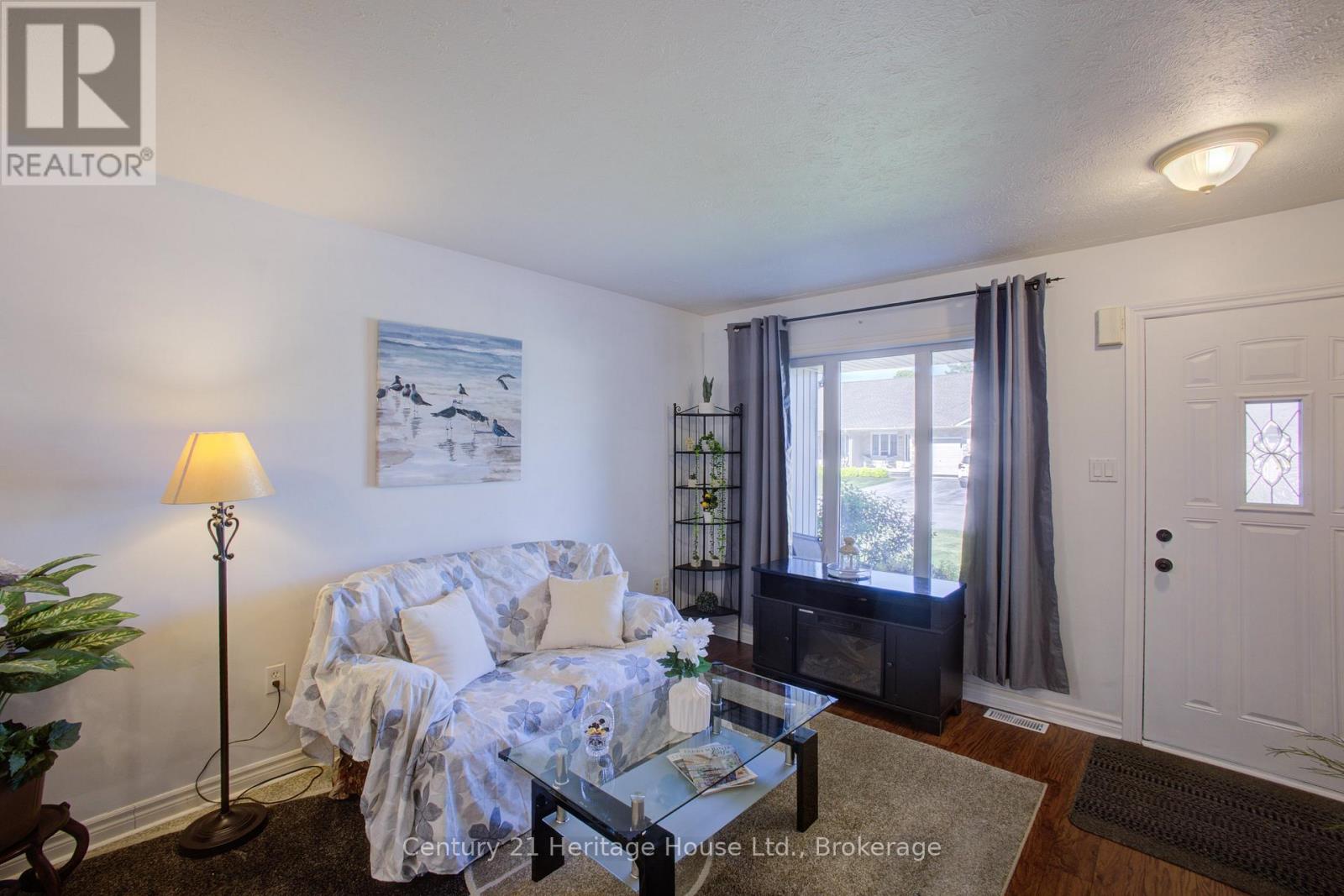 2 - 302 Park Street W, West Grey, Ontario N0G 1R0 - Photo 7 - X13248004