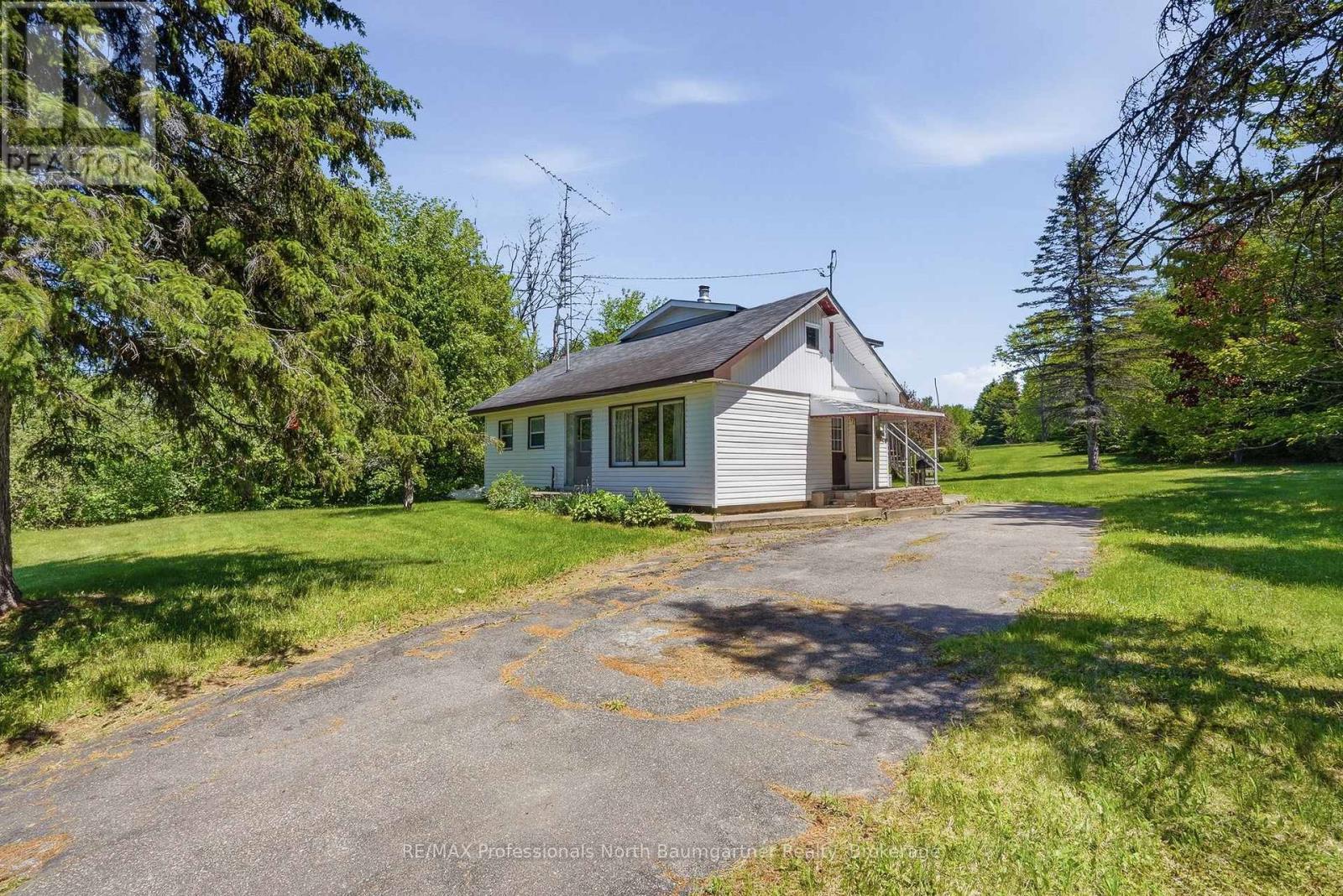 6189 Loop Road, Highlands East, Ontario  K0L 2A0 - Photo 1 - X13248190