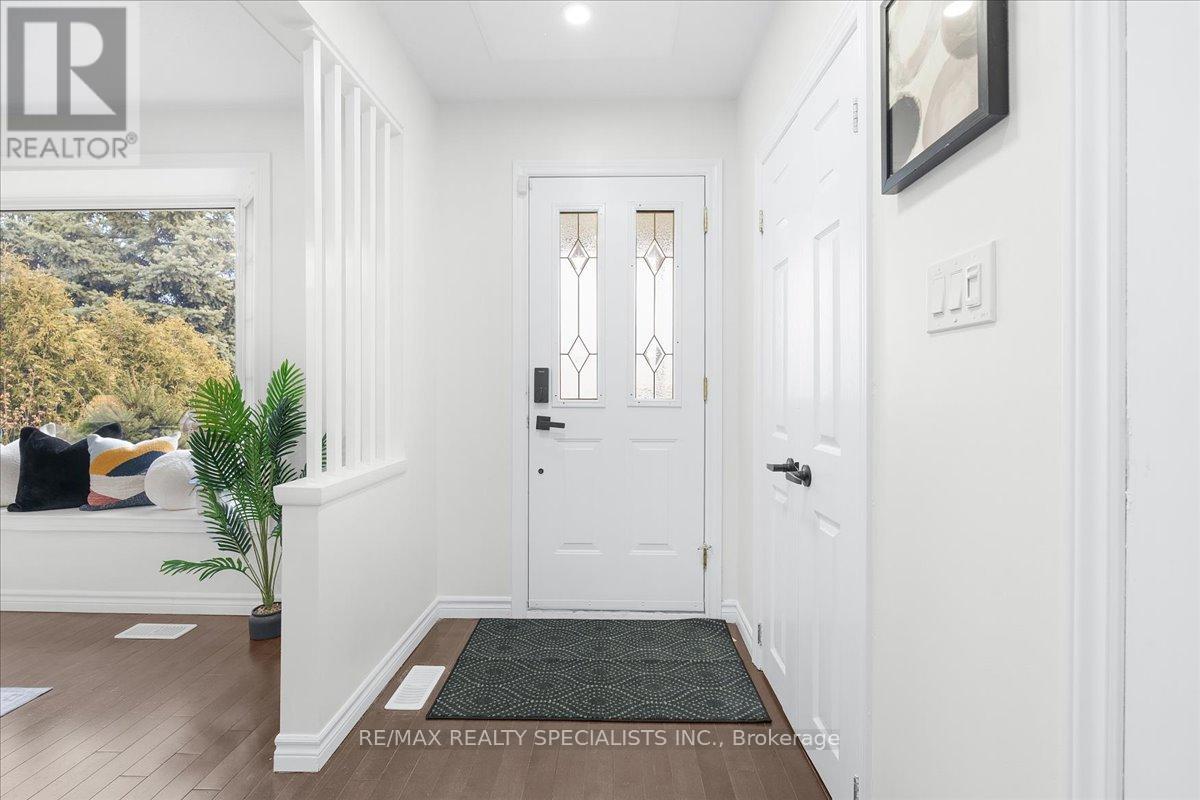56 Nash Road S, Hamilton, Ontario  L8K 4J7 - Photo 5 - X13247302