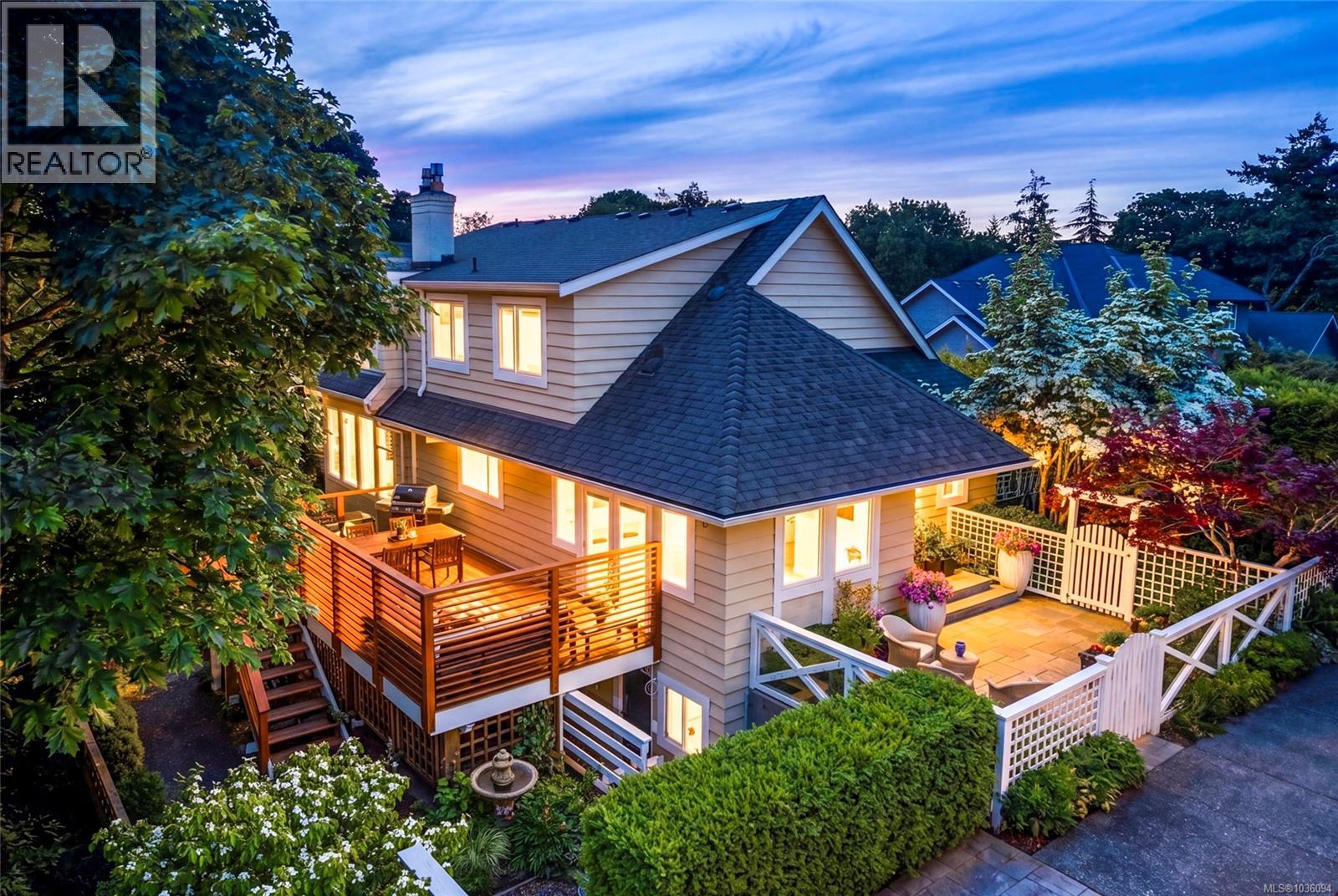 590 Island Rd, Oak Bay, British Columbia  V8S 2T6 - Photo 39 - 1036094
