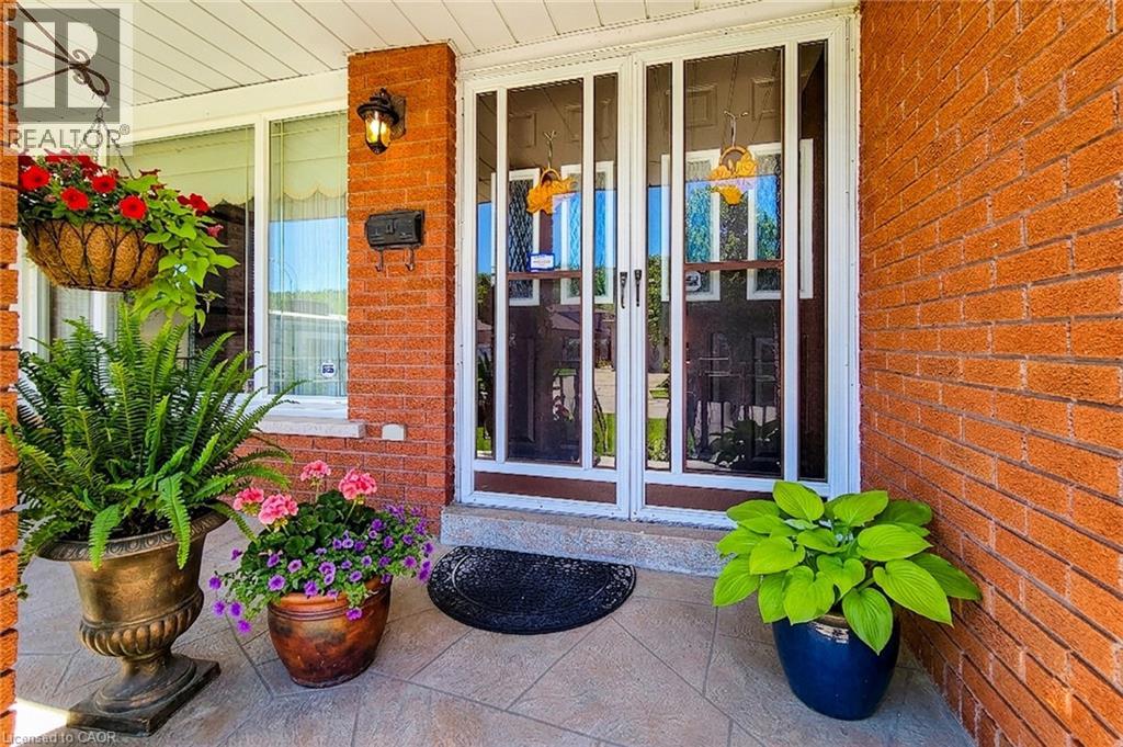 56 Teak Street, Stoney Creek, Ontario  L8G 4W5 - Photo 15 - 40837107