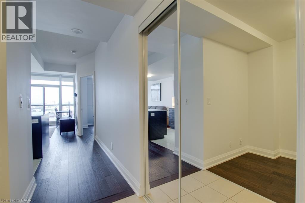 1940 Ironstone Drive Unit# 507, Burlington, Ontario  L7L 0E4 - Photo 4 - 40836678