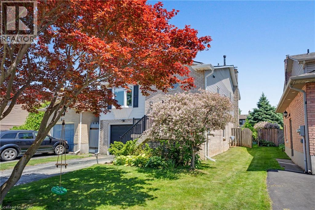 7 Rembrandt Drive, Grimsby, Ontario  L3M 4Z6 - Photo 2 - 40833696