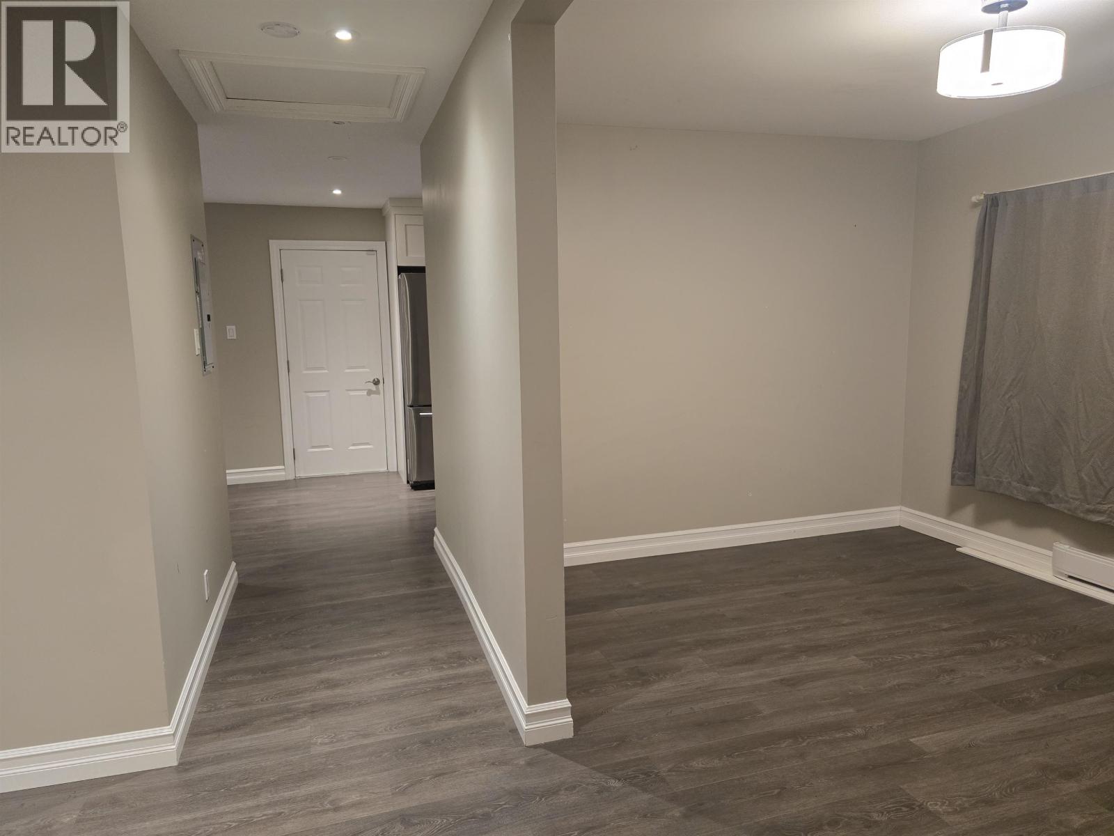 22504 Lougheed Highway, Maple Ridge, British Columbia  V2X 2V1 - Photo 28 - C8079264