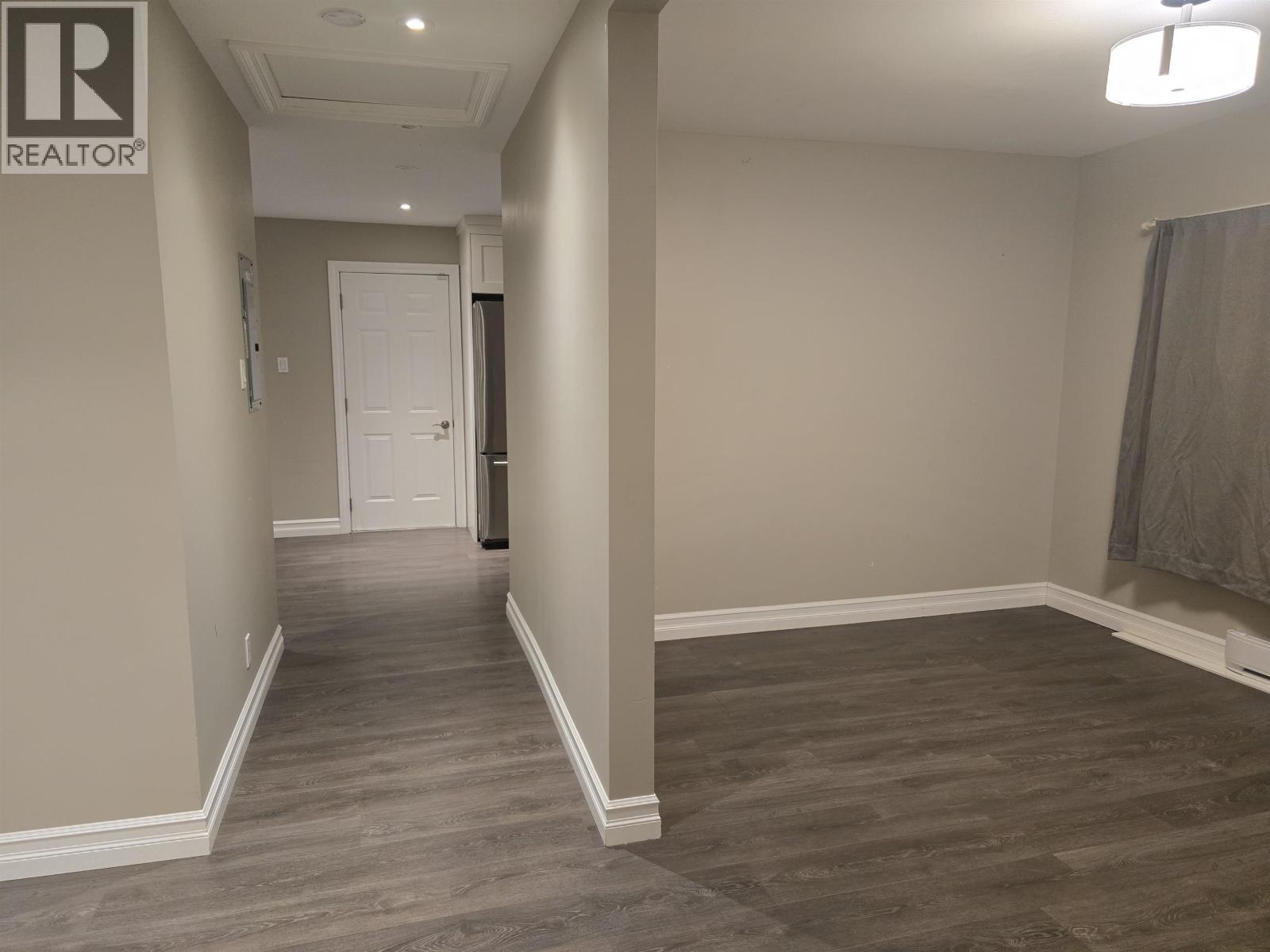 22504 Lougheed Highway, Maple Ridge, British Columbia  V2X 2V1 - Photo 29 - C8079264