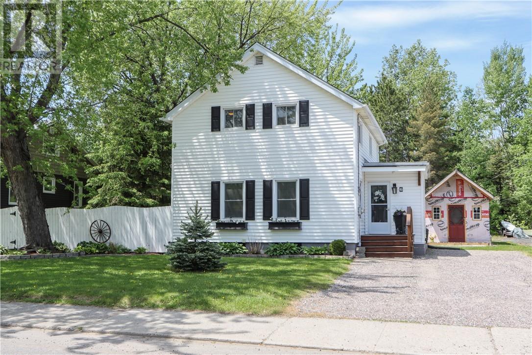 6 Godfrey Drive, Copper Cliff, Ontario  P0M 1N0 - Photo 1 - 2128343