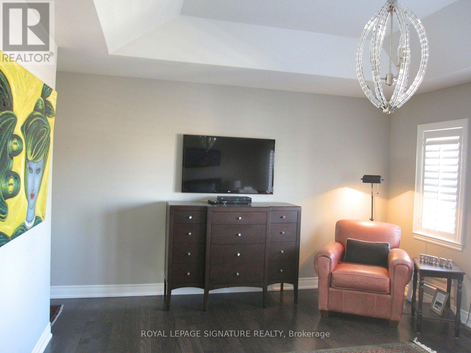 18b Algoma Street, Toronto, Ontario  M8Y 1C3 - Photo 26 - W13240096