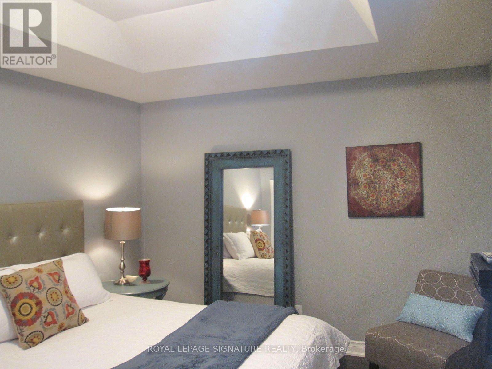 18b Algoma Street, Toronto, Ontario  M8Y 1C3 - Photo 5 - W13240096