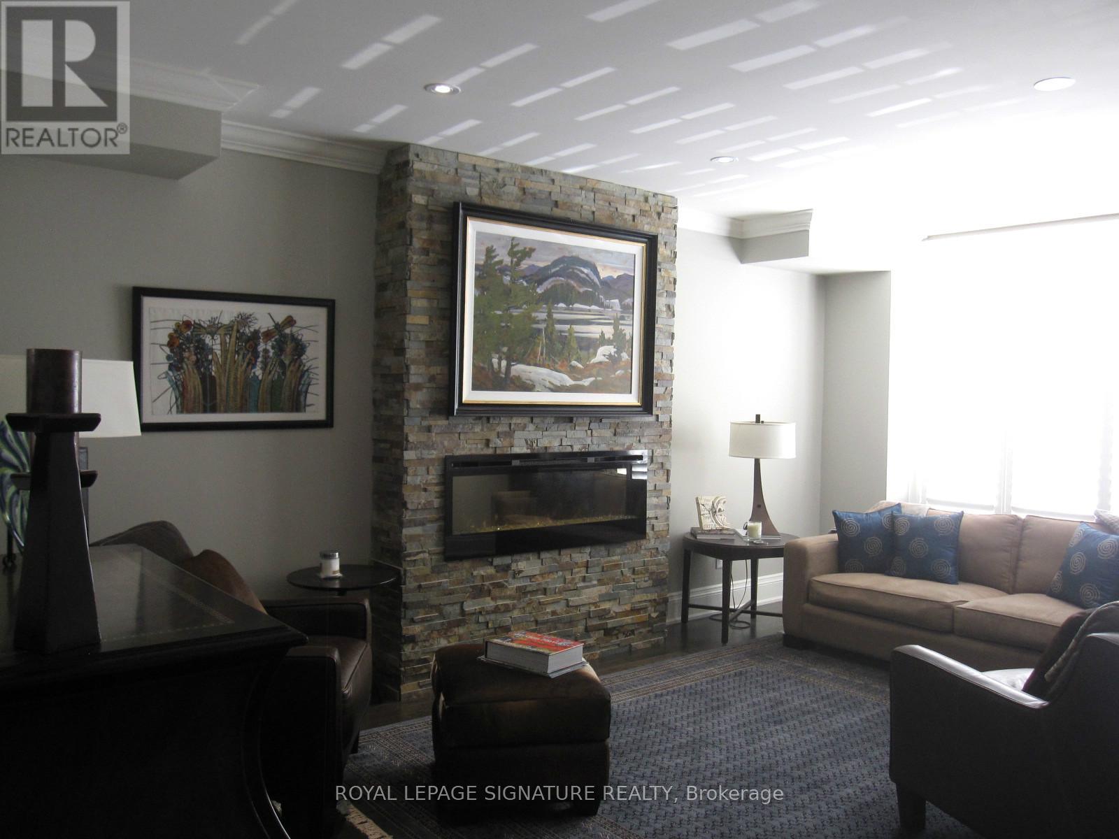 18b Algoma Street, Toronto, Ontario  M8Y 1C3 - Photo 36 - W13240096