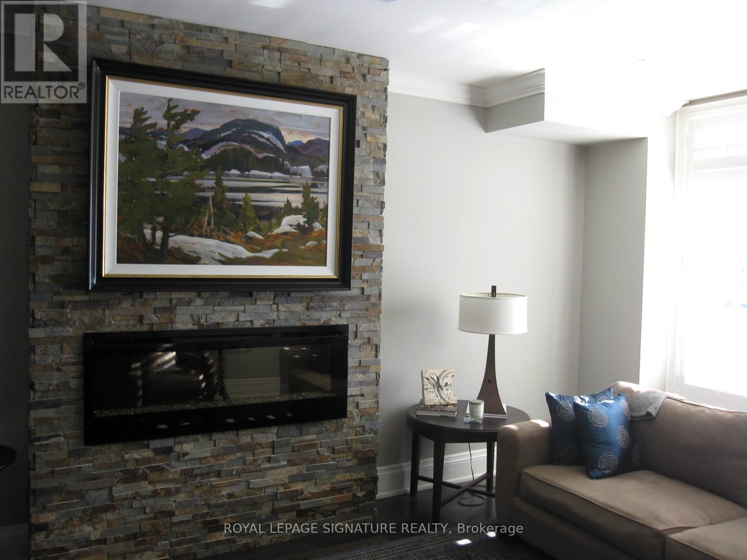 18b Algoma Street, Toronto, Ontario  M8Y 1C3 - Photo 46 - W13240096