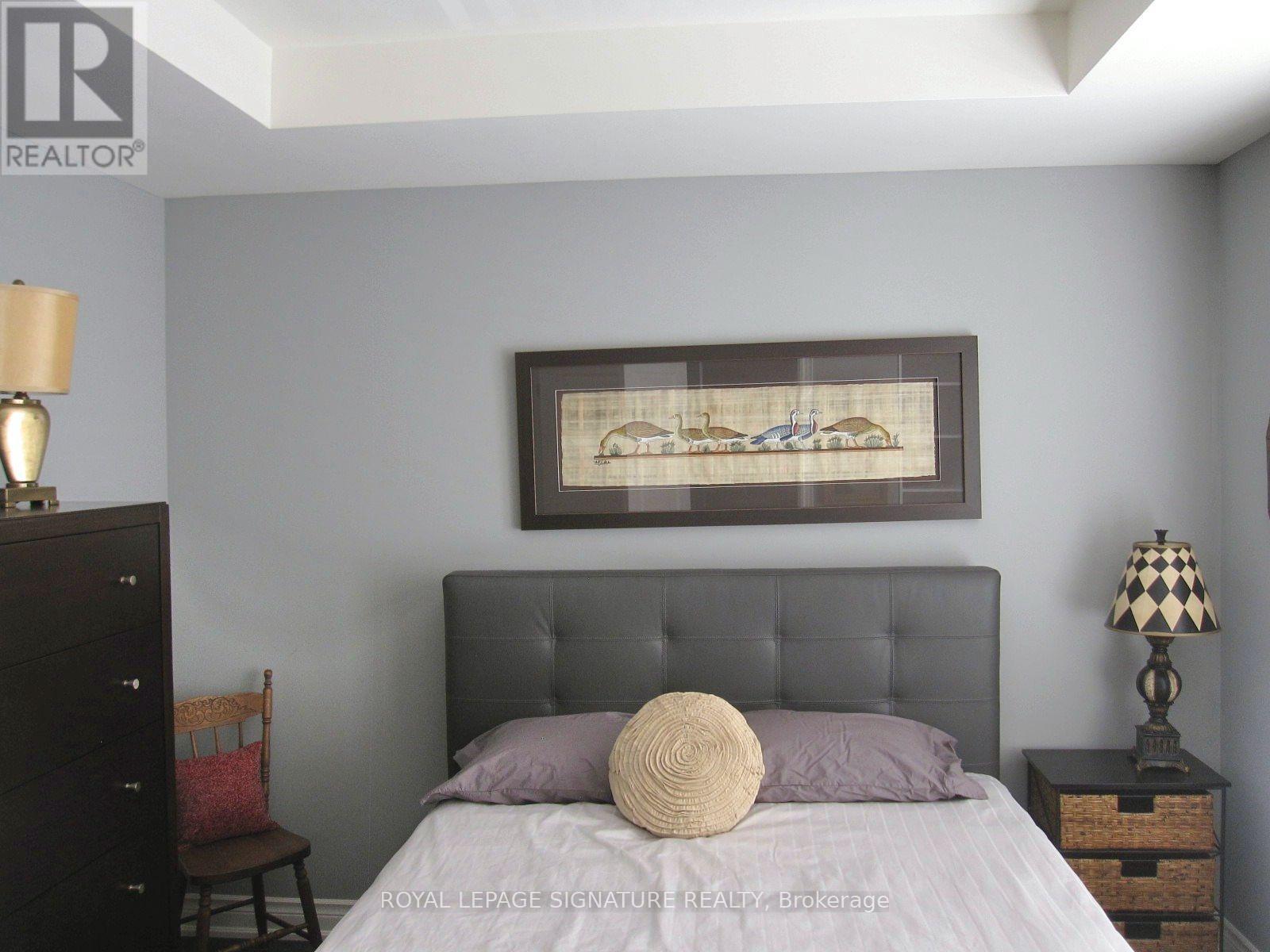18b Algoma Street, Toronto, Ontario  M8Y 1C3 - Photo 8 - W13240096