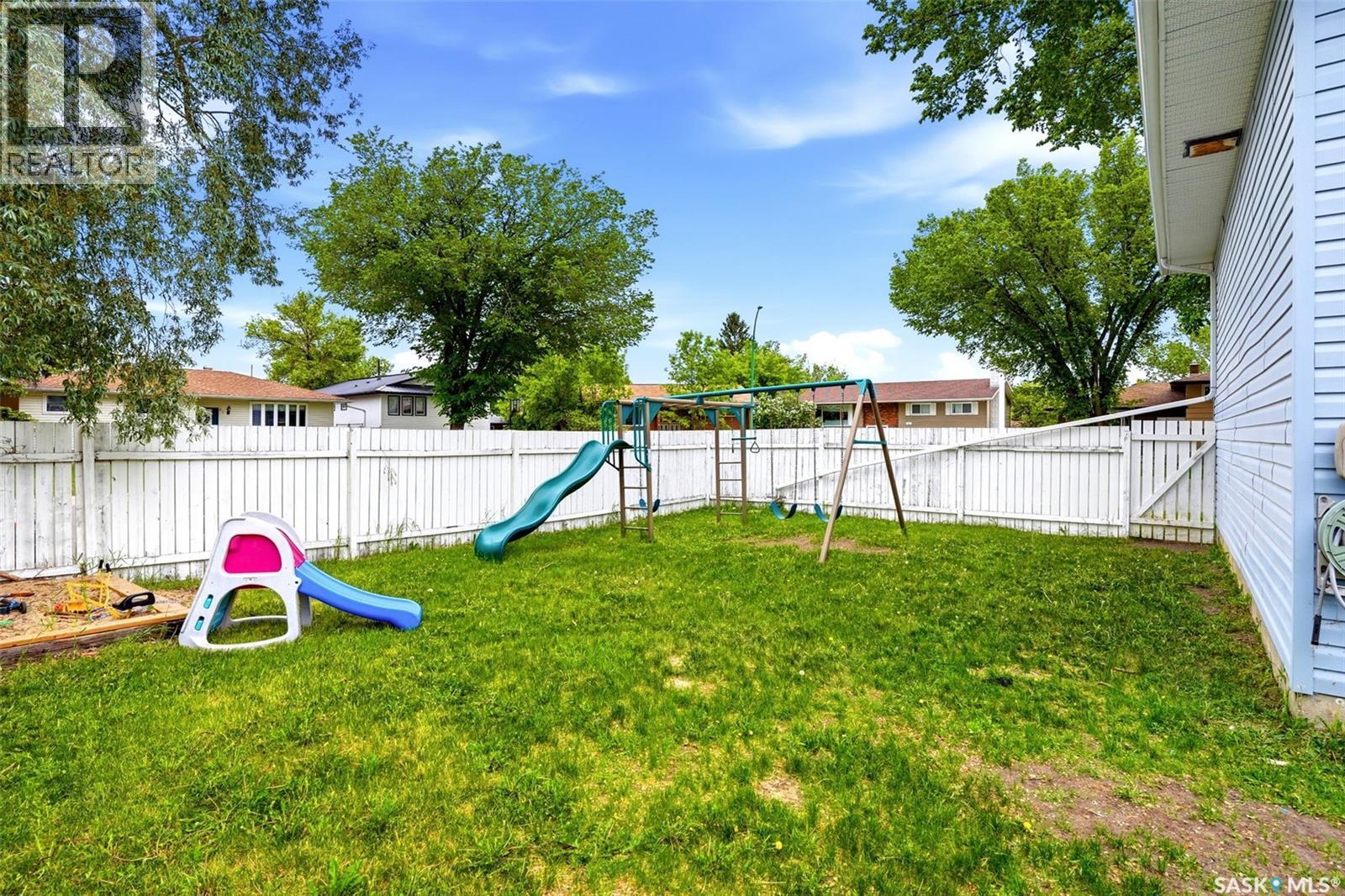 14 Wheeler Crescent, Regina, Saskatchewan  S4R 6H5 - Photo 40 - SK038343