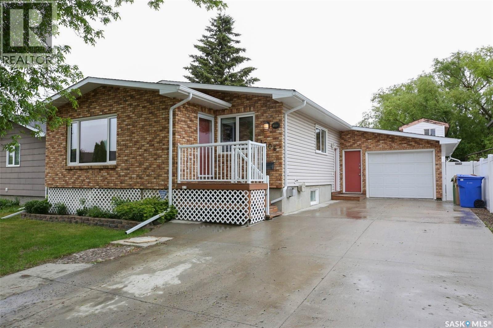1606 7th Avenue E, Regina, Saskatchewan  S4N 5S6 - Photo 1 - SK038275