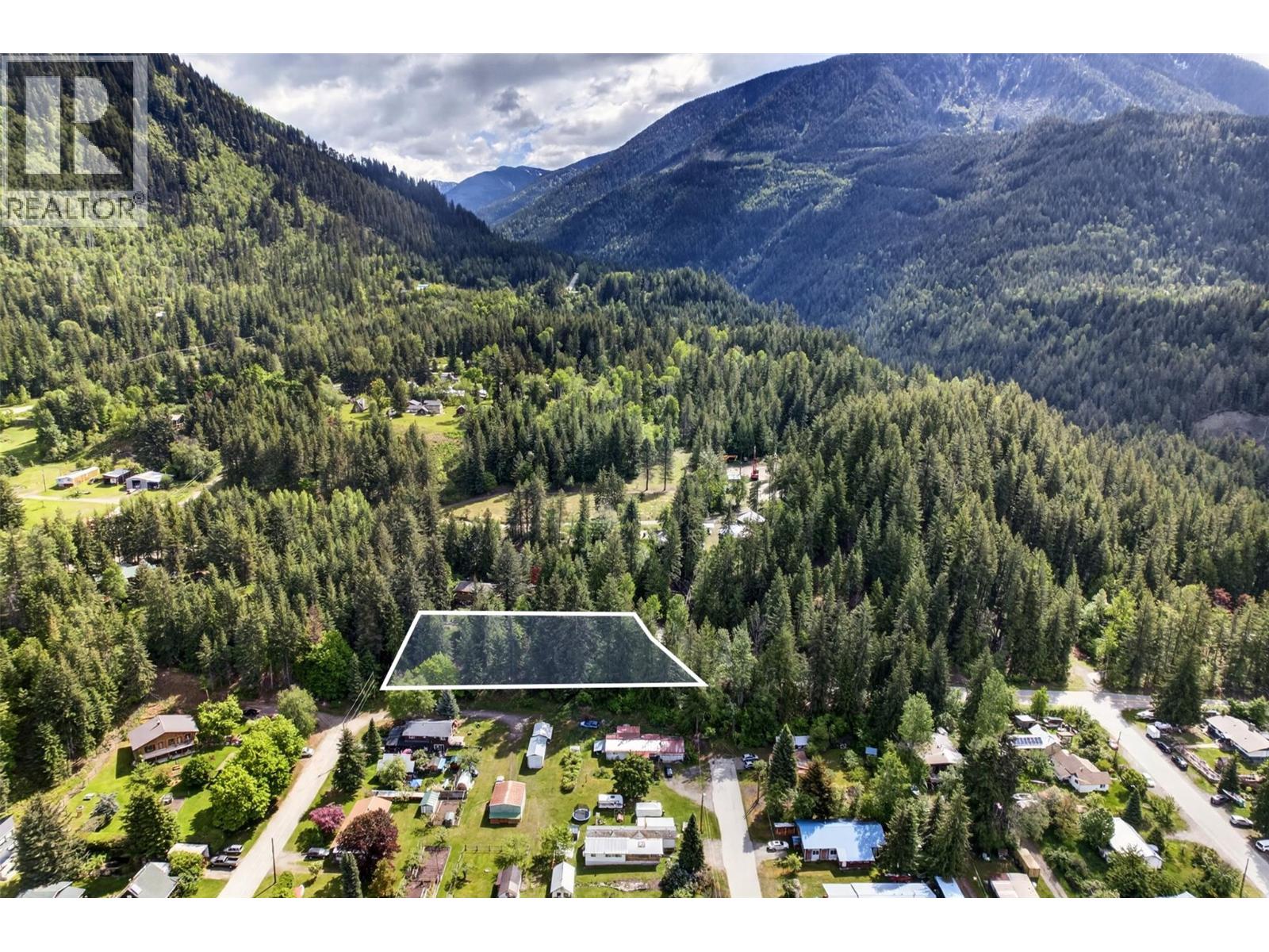 1102 Highway 31a, New Denver, British Columbia  V0G 1S0 - Photo 3 - 10388686