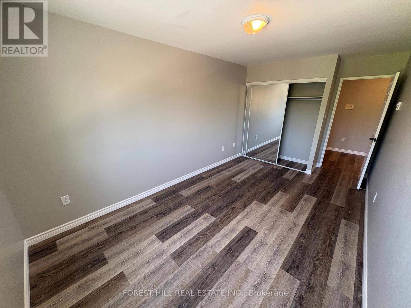4 - 130 KING STREET E Clarington (Bowmanville), ON L1C 1N7