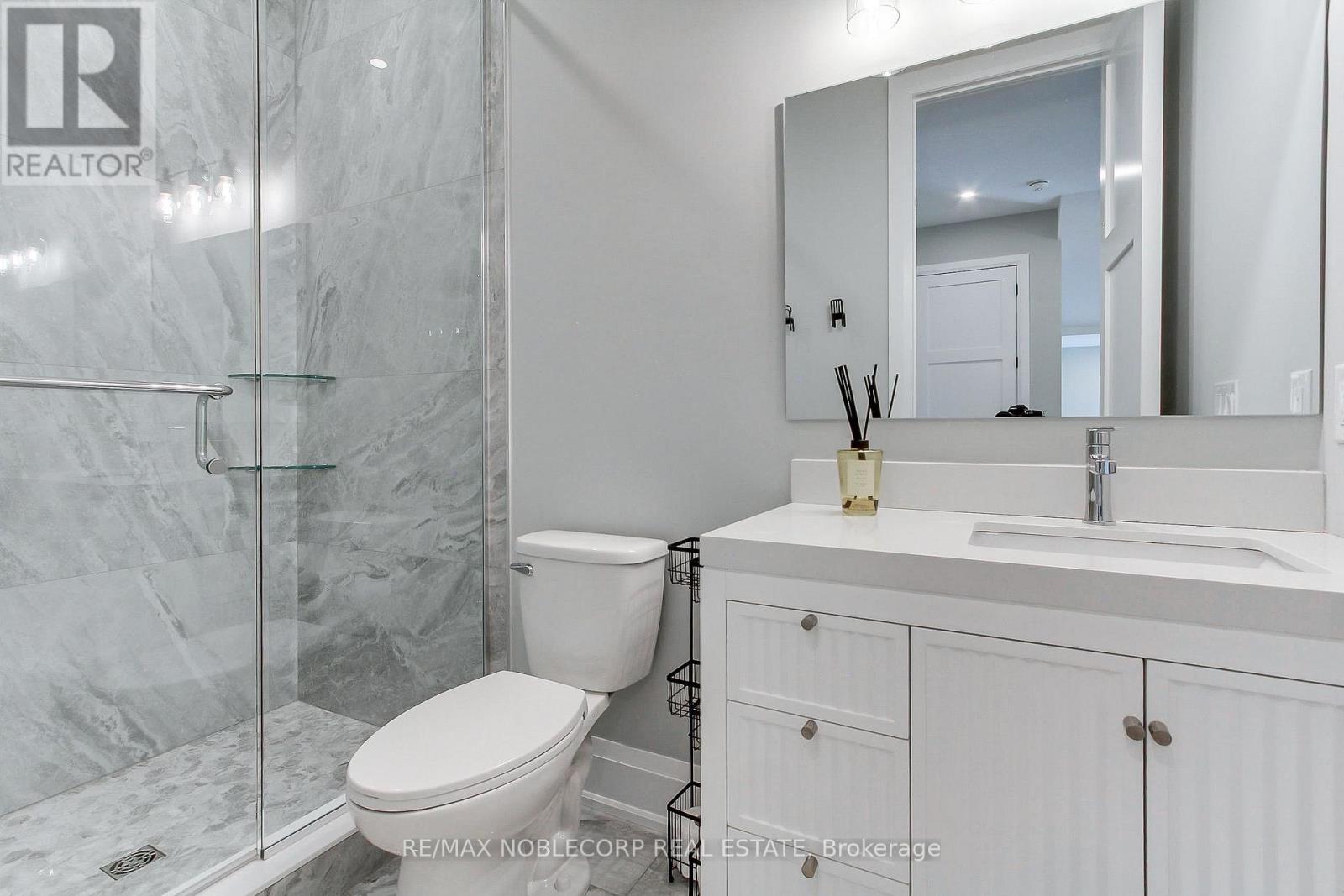 606 Green Street, Whitby, Ontario  L1N 4E8 - Photo 21 - E13248208