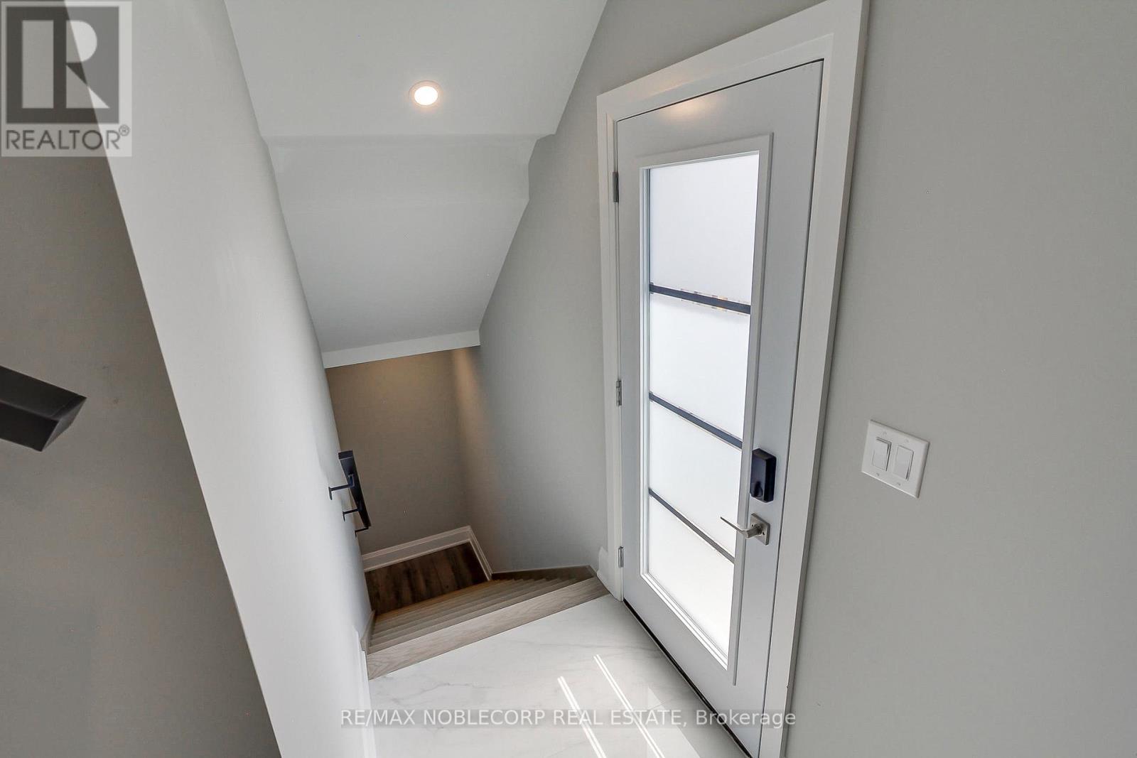 606 Green Street, Whitby, Ontario  L1N 4E8 - Photo 38 - E13248208