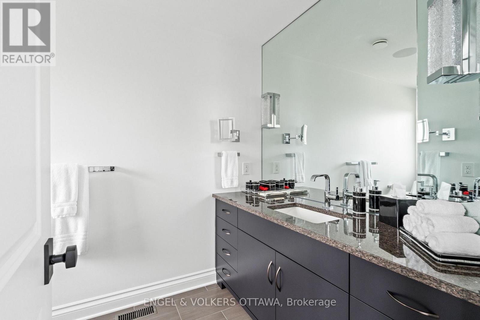 151 Winding Way, Ottawa, Ontario  K2C 3H1 - Photo 31 - X13063494
